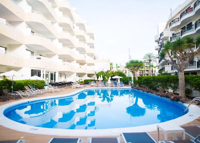 Adults Only Sunny Quiet Apartment In Center Of Las Americas