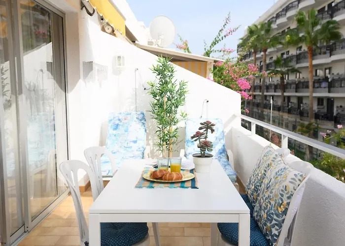 Adults Only Sunny Quiet Apartment In Center Of Las Americas